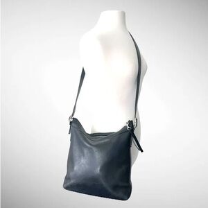 Coach Leather Shoulder Bag 9188